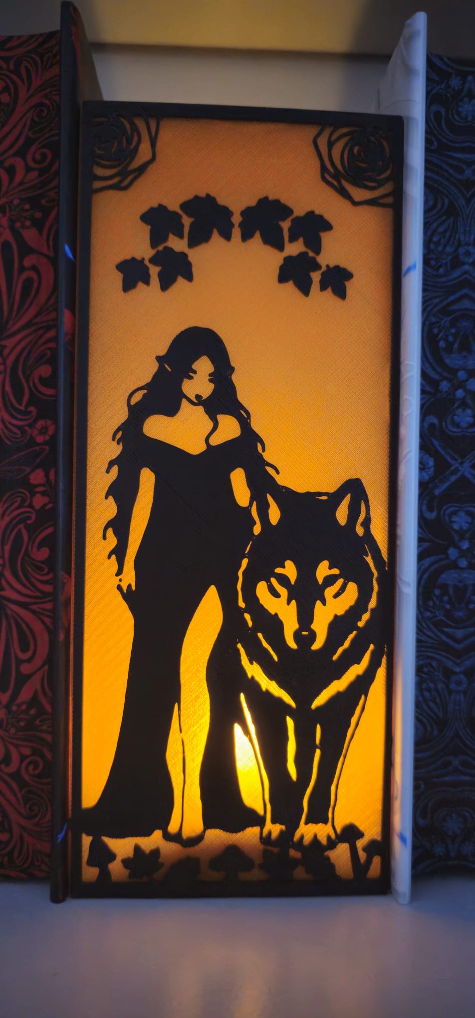 Book Nook lumineux inspiré beasts of the briar