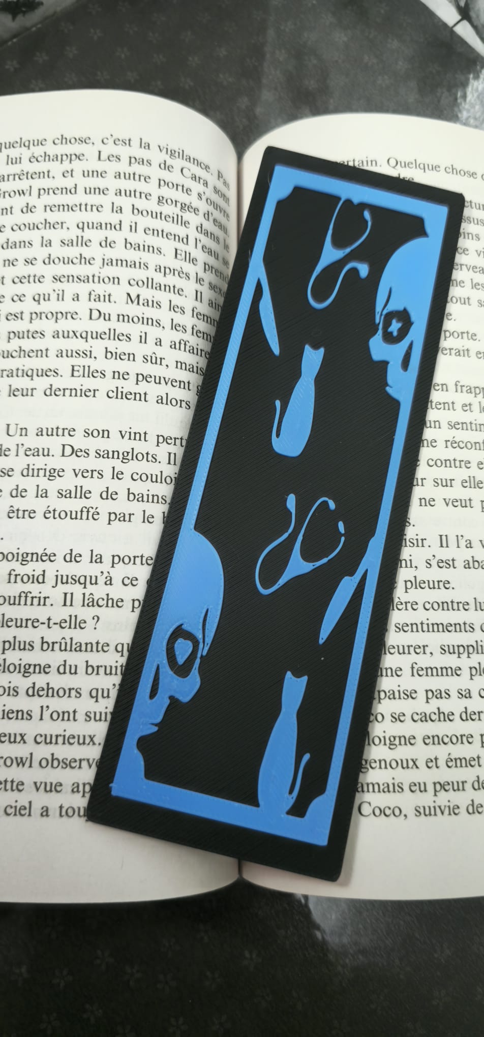🩵♥️💚Marque-page inspiré "Into Darkness"