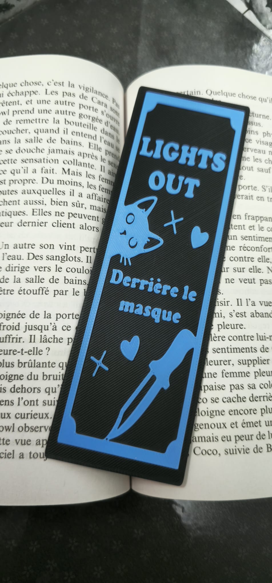 🩵♥️💚Marque-page inspiré "Into Darkness"
